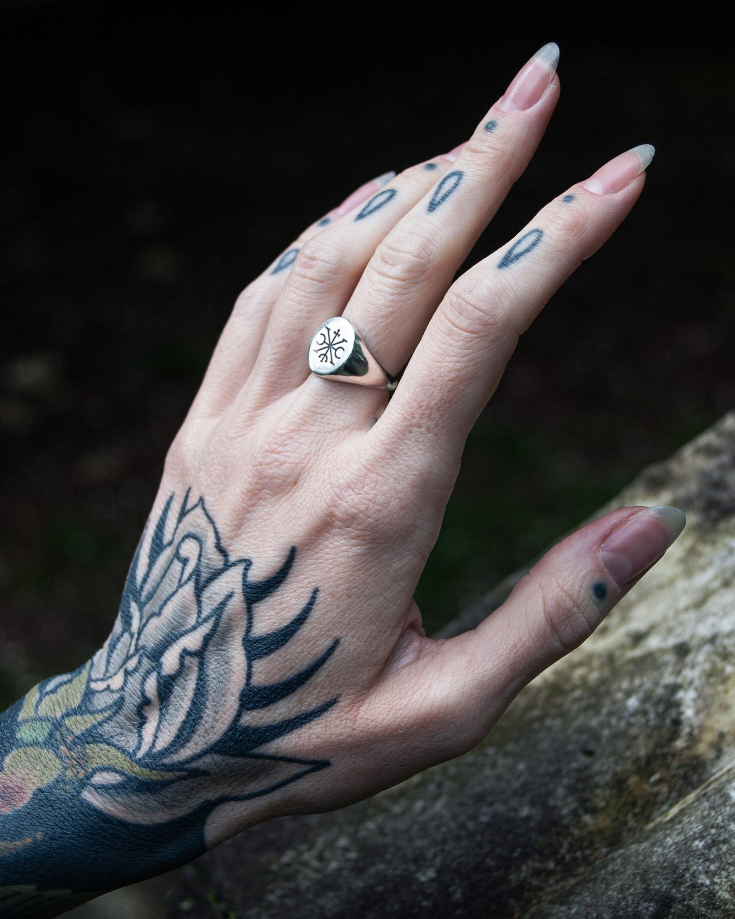 Shades Sigil Ring 2 - 925 Silver